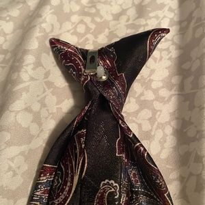 Mens snap on tie